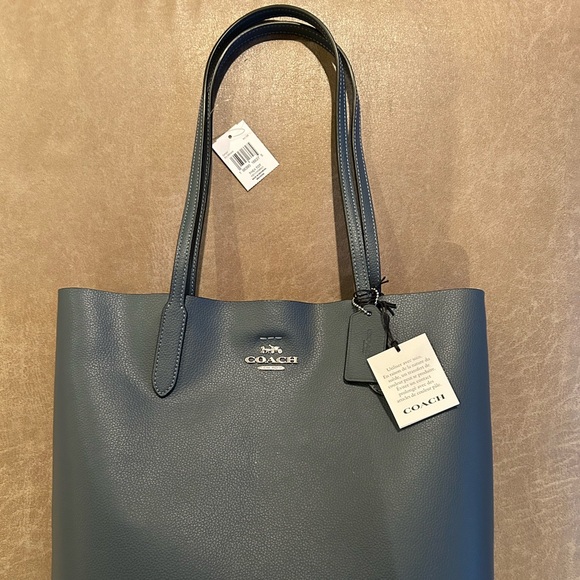 Authentic Coach blue denim leather shoulder tote bag new with tags - Picture 7 of 7